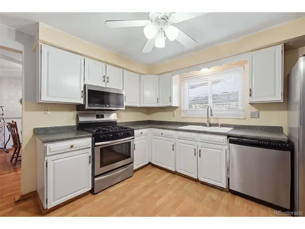 945 Garnet, Broomfield, CO 80020