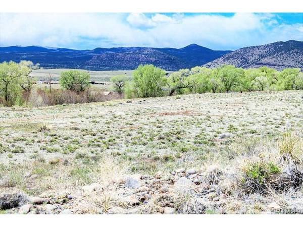 High Plains Road, Capulin, CO 81124