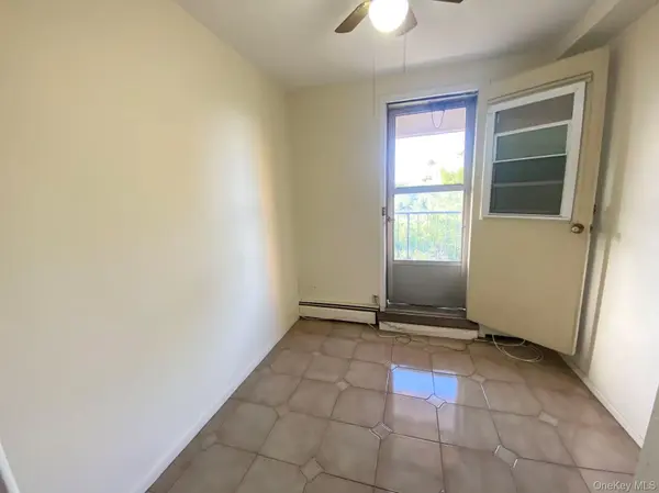 140-55 34th AVE #3E, Flushing, NY 11354