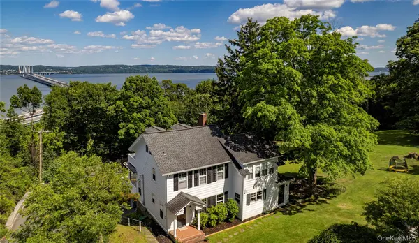 34 Old Mountain RD, Nyack, NY 10960