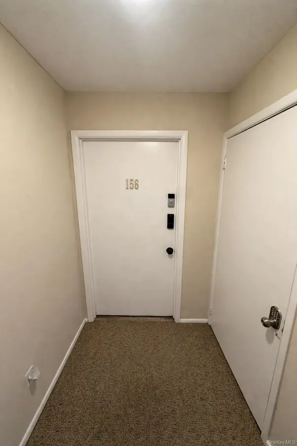 156 Parkside DR #156, Suffern, NY 10901