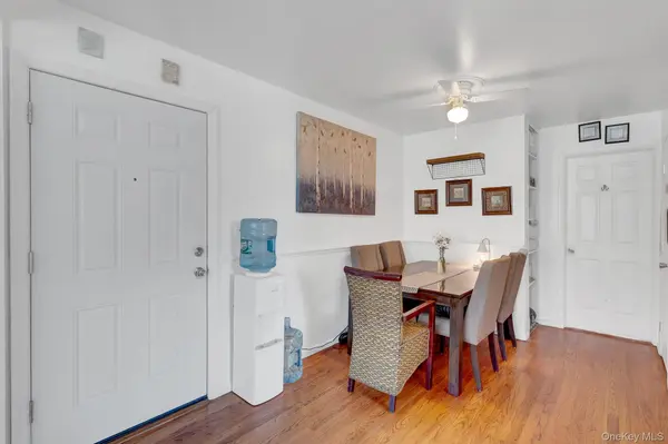 86 Cardinal LN #2B, Islip, NY 11751