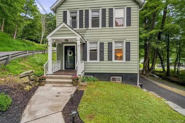 41 Wood AVE, Cornwall On Hudson, NY 12520