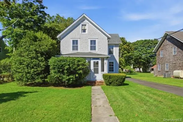36 Railroad Ave., Center Moriches, NY 11934