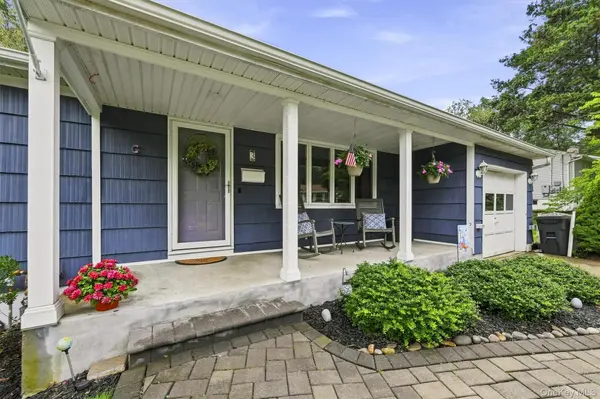 3 Richard DR, West Nyack, NY 10994
