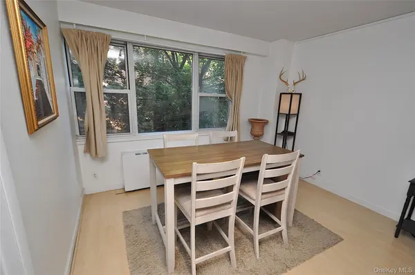 230 Garth RD #3B1, Scarsdale, NY 10583