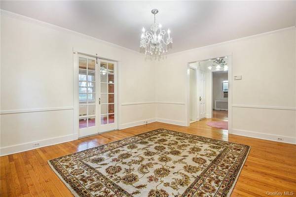 237 Coligni AVE, New Rochelle, NY 10801