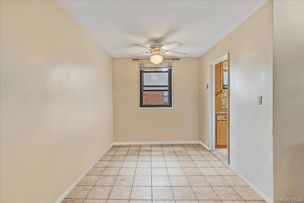 160-10 Cross Island Pkwy #6-178, Whitestone, NY 11357