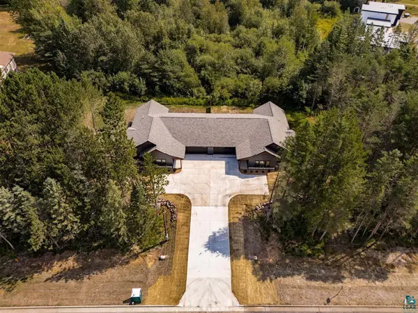 3808 Lavaque Rd #3808, Hermantown, MN 55811