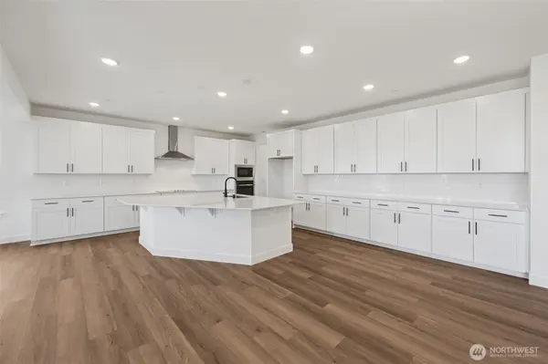 20826 Chad LN E #1410, Bonney Lake, WA 98391