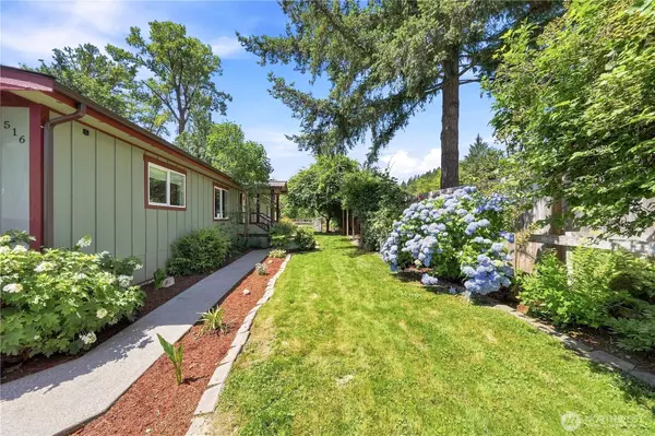 516 Beach DR, Snohomish, WA 98290