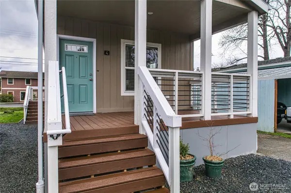 2400 DONOVAN AVE #4, Bellingham, WA 98225