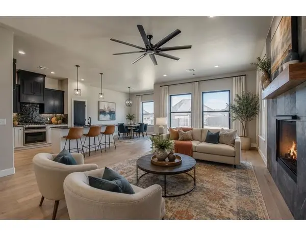 1050 Colonial AVE, Tuttle, OK 73089