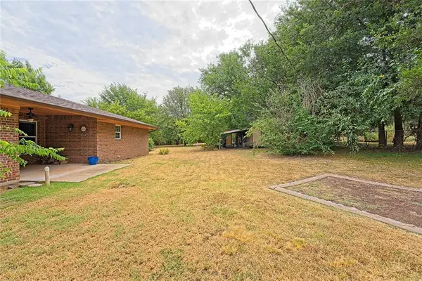 2529 Wildwood LN, Norman, OK 73071