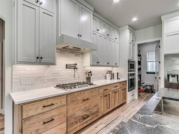 1791 Baylee LN, Choctaw, OK 73020
