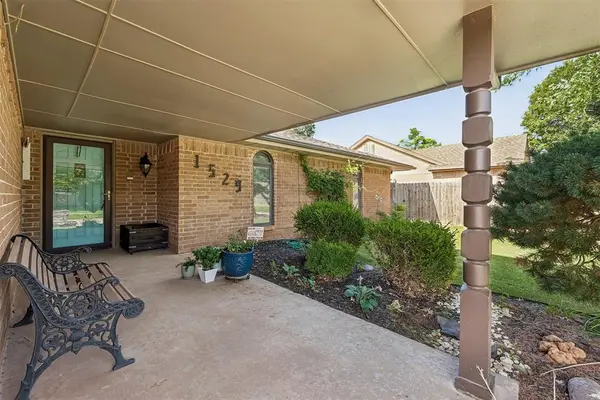 1529 Kingsgate RD, Oklahoma City, OK 73159