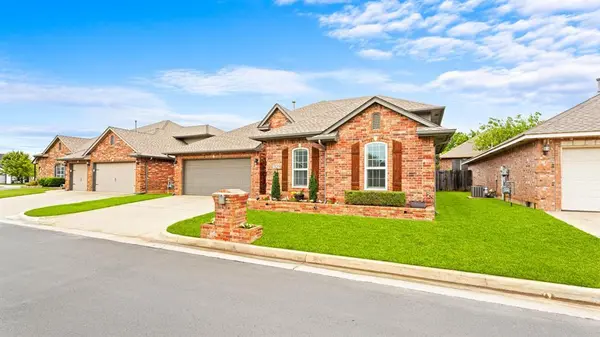11201 Arbor Lake DR, Oklahoma City, OK 73170