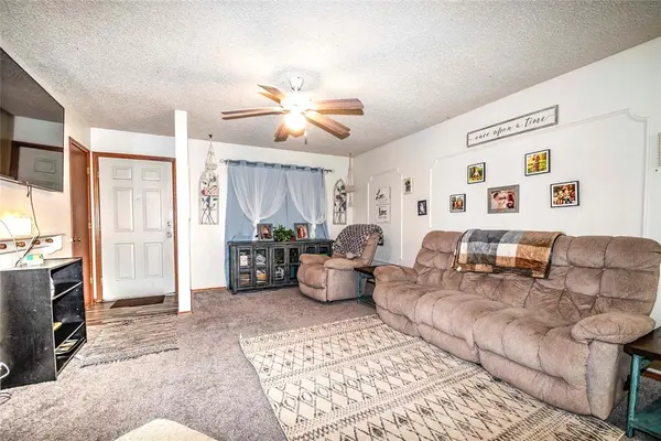 1023 E 17th ST, Chandler, OK 74834