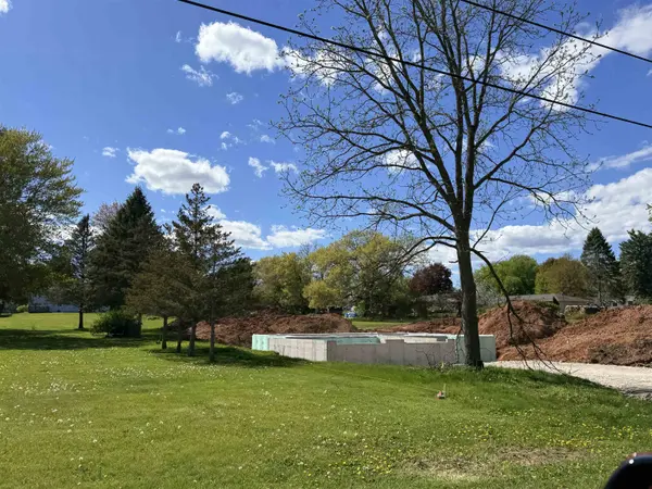 505 SACRAMENTO ST, Berlin, WI 54923