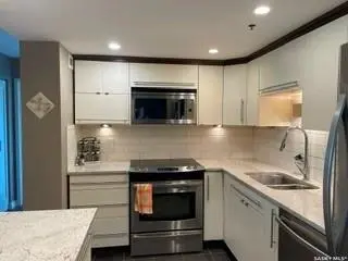 311 6th AVENUE N #1007, Saskatoon, SK S7K 7A9