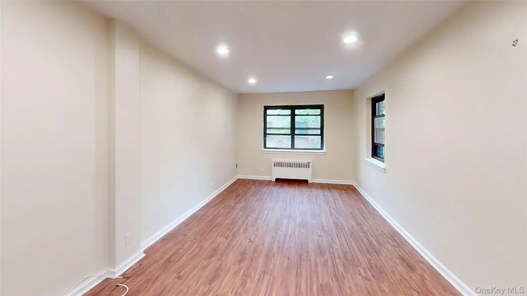 50 White Oak ST #4B, New Rochelle, NY 10801