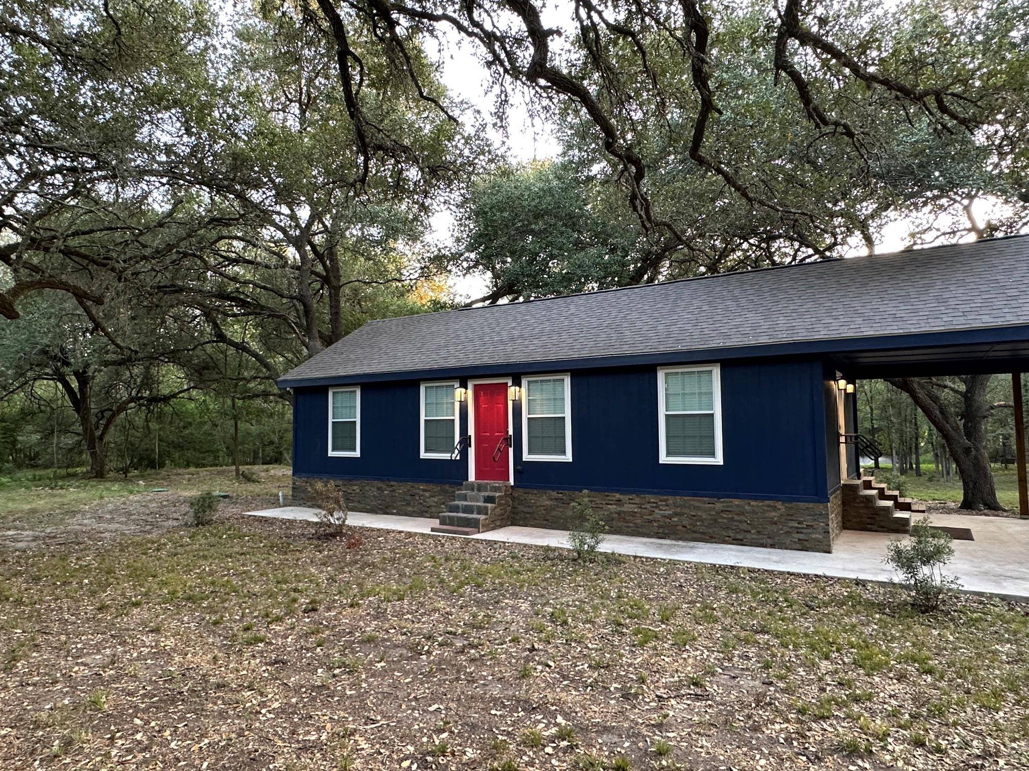 4900 Krischke RD, Schulenburg, TX 78956