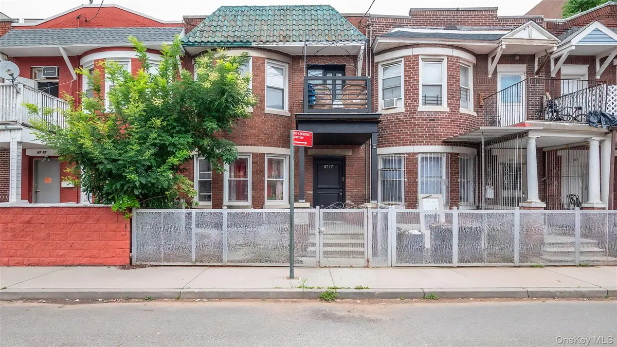 8717 160th ST, Jamaica, NY 11432