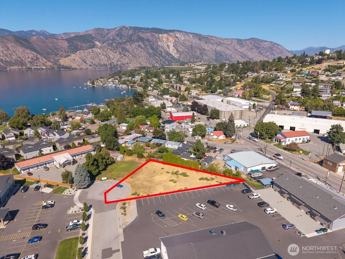 1 Wapato CT, Manson, WA 98831