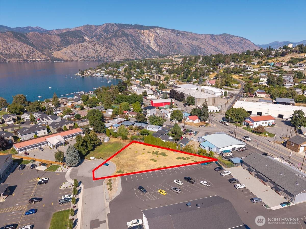 1 Wapato CT, Manson, WA 98831