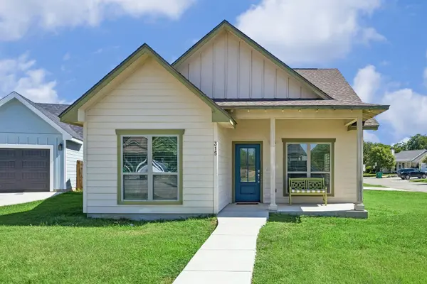 315 Sage CIR, Blanco, TX 78606