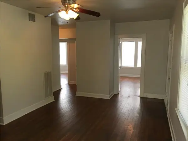 812 E 30th ST, Austin, TX 78705