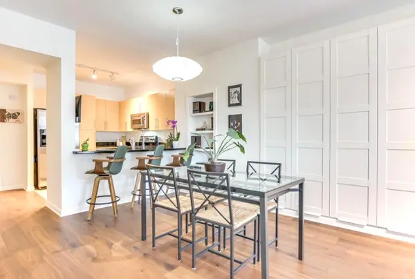 54 Rainey ST #703, Austin, TX 78701