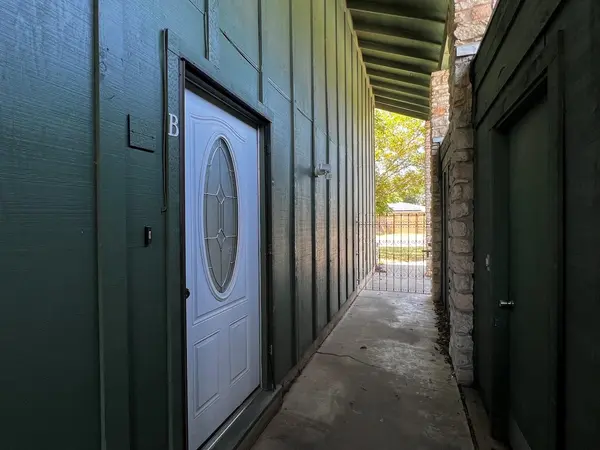 7506 Chelsea Moor #B, Austin, TX 78759