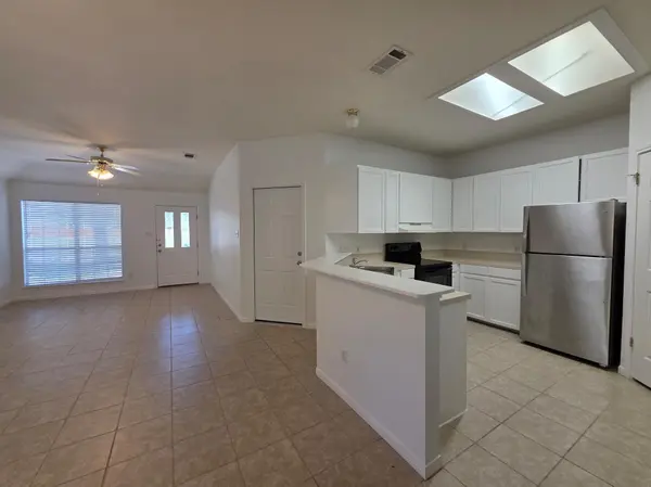 8617 Talyne Chaise CIR #B, Austin, TX 78729