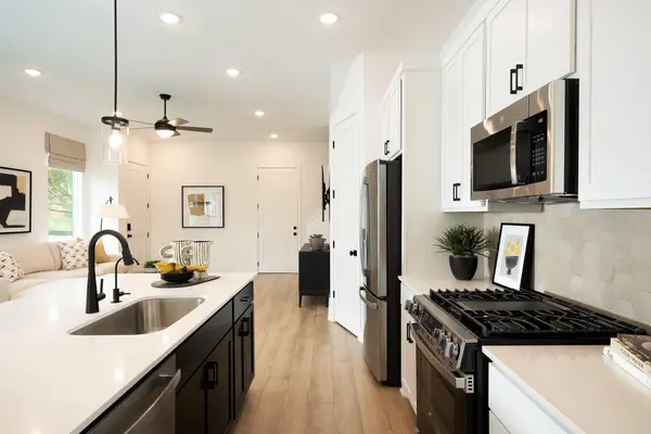 8109 Ermis Farm RD, Austin, TX 78745