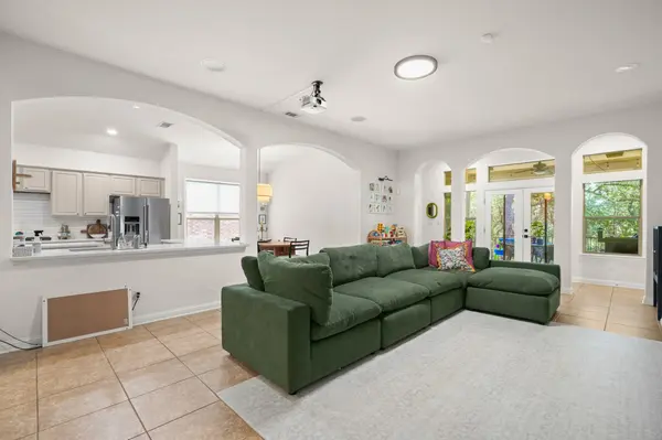 4613 Pyrenees PASS, Bee Cave, TX 78738