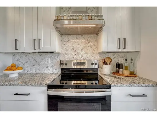 12658 Mesa View, Larkspur, CO 80118