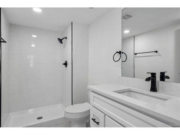 13901 E Marina #102, Aurora, CO 80014