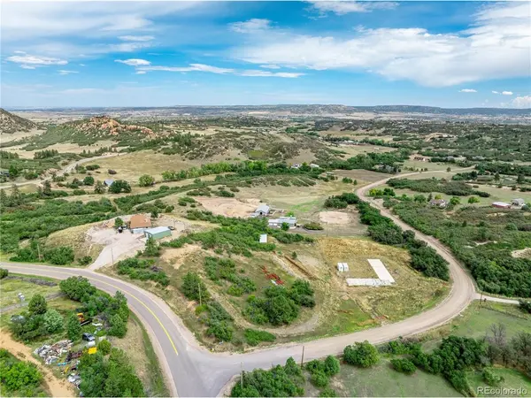 7037 Meadowbrook, Sedalia, CO 80135