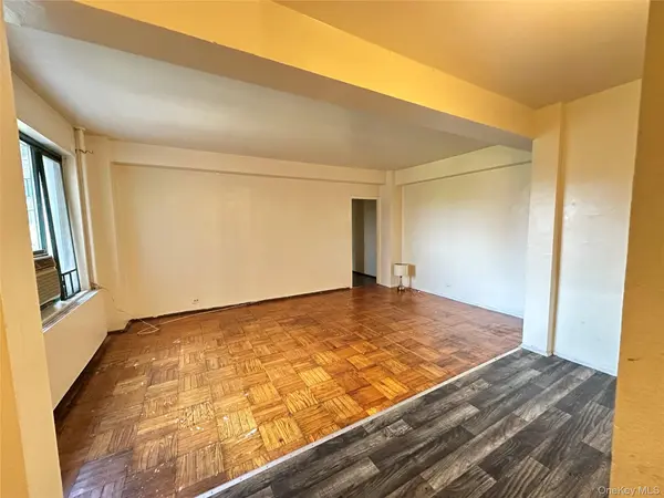 1579 Metropolitan AVE #6H, Bronx, NY 10462
