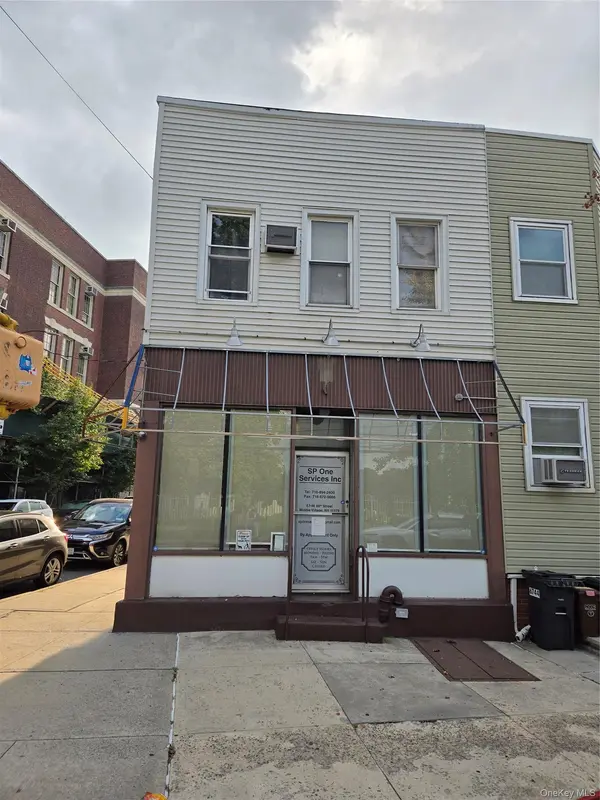 6746 80th ST, Middle Village, NY 11379