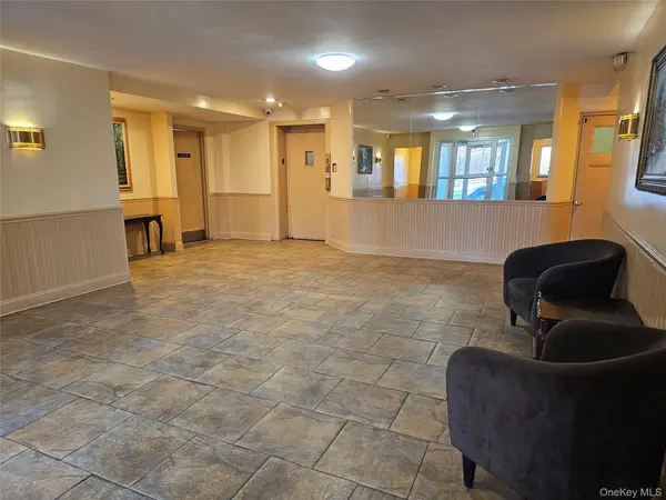 255 Bronx River RD #4R, Yonkers, NY 10704