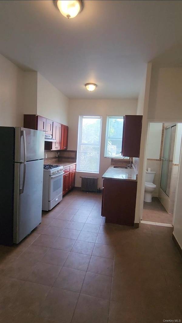 120-15 Jamaica Ave #2, Richmond Hill, NY 11418