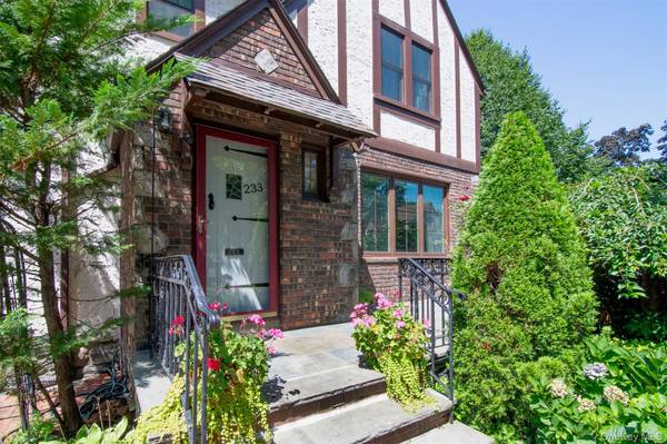 233 Kneeland AVE, Yonkers, NY 10705
