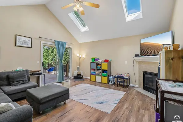 1405 Legends CIR, Lawrence, KS 66049