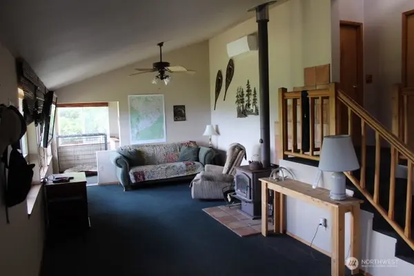 302 Davies RD, Oroville, WA 98844
