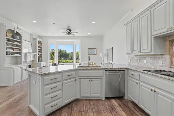 3808 Woodshadow RD, Edmond, OK 73003