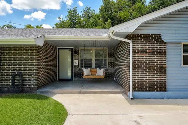 2621 N Redmond AVE, Oklahoma City, OK 73127