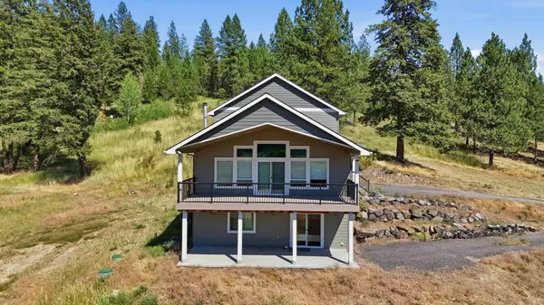 12611 E Big Meadows Rd,  Chattaroy,  WA 99003
