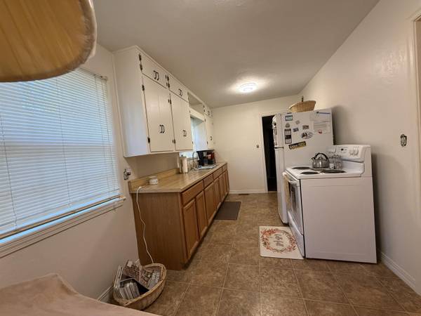 1221 Ann, Winfield, KS 67156